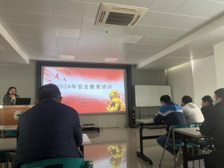 威尼斯app游戏平台网址