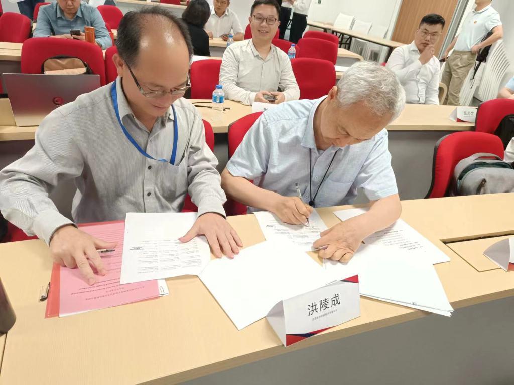 威尼斯app游戏平台网址